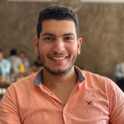 روماني كامل