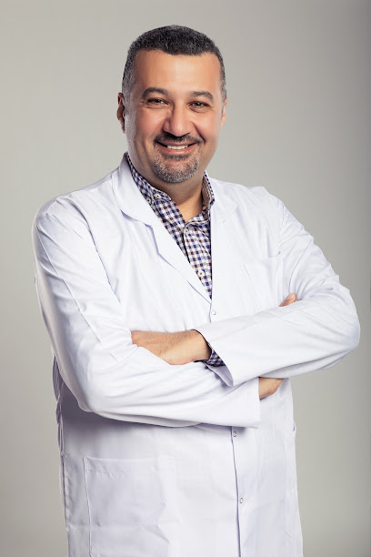 حسن الفكهاني