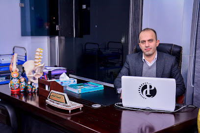 حسام حسنى