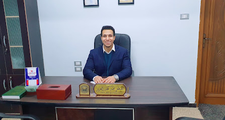 مصطفى عبد العزيز