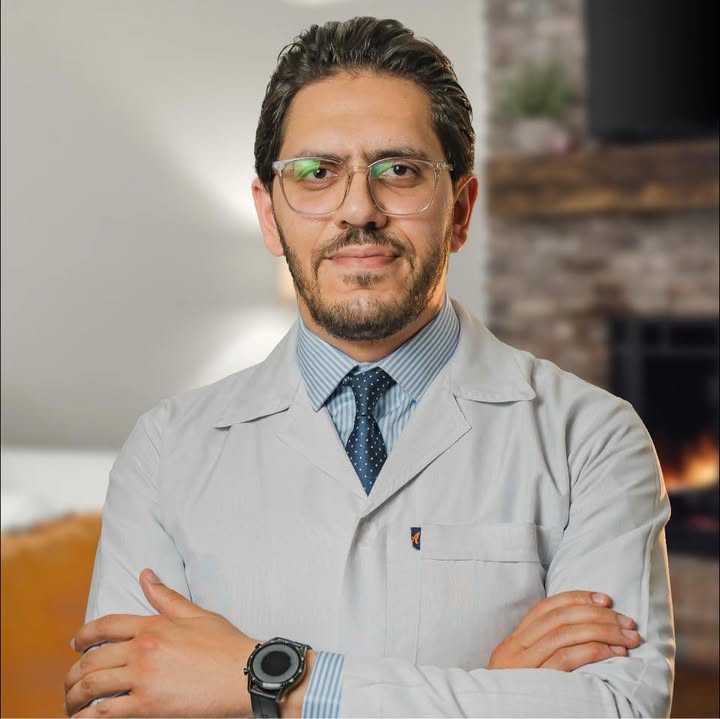أيمن خطاب