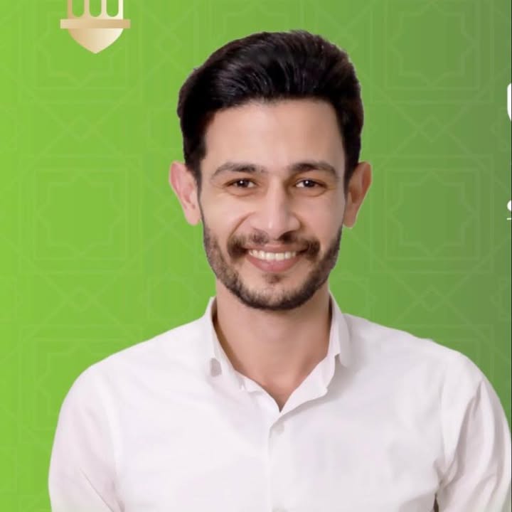 أحمد شمس